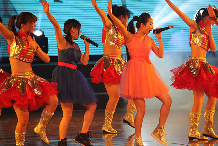 駐馬店市首屆網(wǎng)絡(luò)春節(jié)文藝晚會活力上演