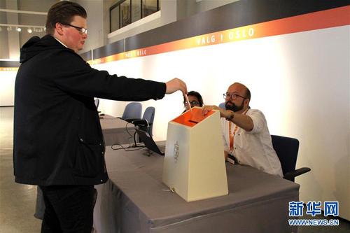 1121645748_15051348664111n