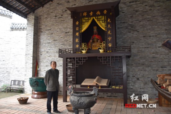 譚異超:花甲之年“出山” 復興千年長沙銅官窯