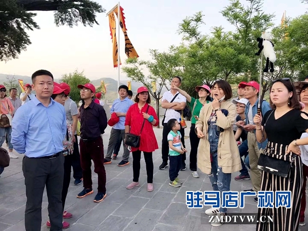 【新時(shí)代 幸福是奮斗出來的】黨進(jìn):為教育和企業(yè)發(fā)展努力奮斗