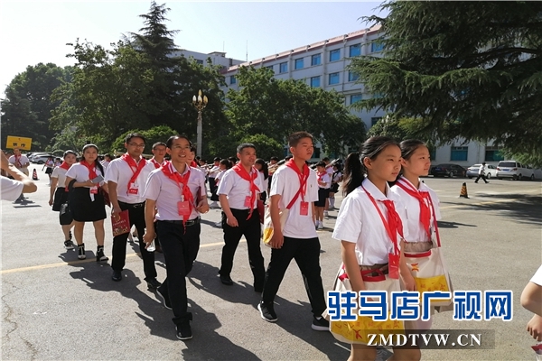 駐馬店市代表團(tuán)參加省第六次少代會(huì)載譽(yù)歸來(lái)