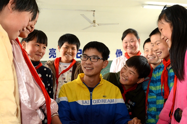 最美教師候選人時(shí)想：和孩子一起過(guò)幸福完整的教育生活