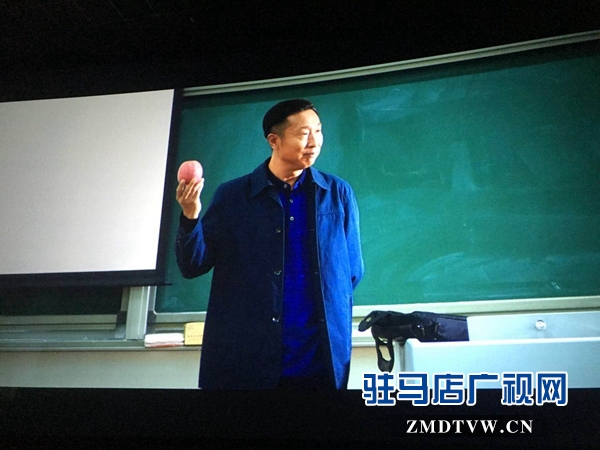 駐馬店市組織觀看電影《李保國》追憶先進事跡