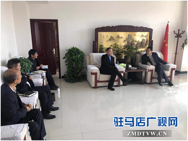  駐馬店分行黨委書記、行長萬三華一行走訪開發(fā)區(qū)管委會促進(jìn)雙方深度合作
