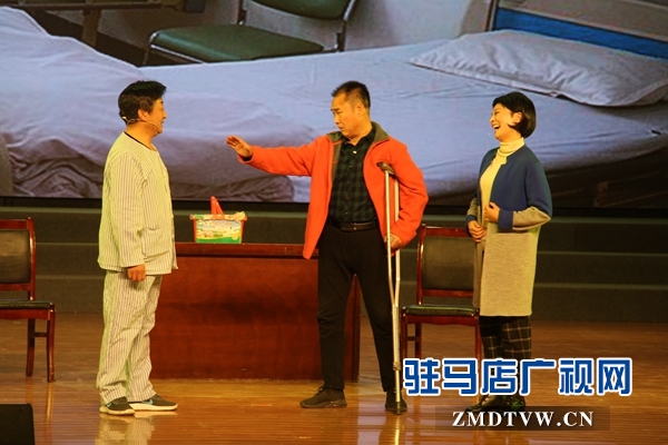 駐馬店市殘聯(lián)舉行改革開(kāi)放40年暨殘聯(lián)成立30年慶祝活動(dòng)