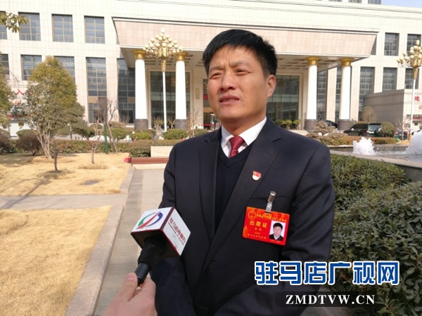 駐馬店代表團熱議陳潤兒省長的政府工作報告