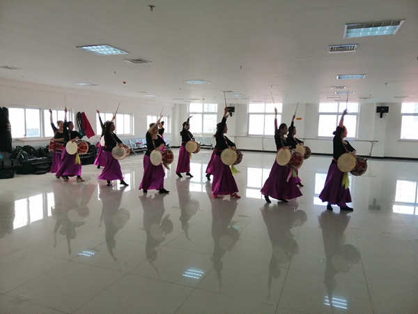 駐馬店市直老干部活動(dòng)中心兩個(gè)節(jié)目入選省首屆老年春晚