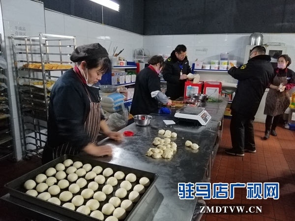 西平:加強年貨市場食品整治 確保群眾平安過節(jié)