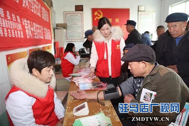 上蔡縣開展“春風(fēng)十里 花開五龍”志愿服務(wù)活動