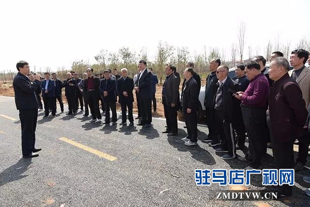 西平縣老干部考察團(tuán)到上蔡縣參觀考察