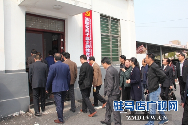 確山縣衛(wèi)健體委組織系統(tǒng)黨員干部參觀廉政警示教育基地