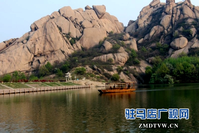 遂平多處美景獲省內(nèi)外記者頻頻稱贊