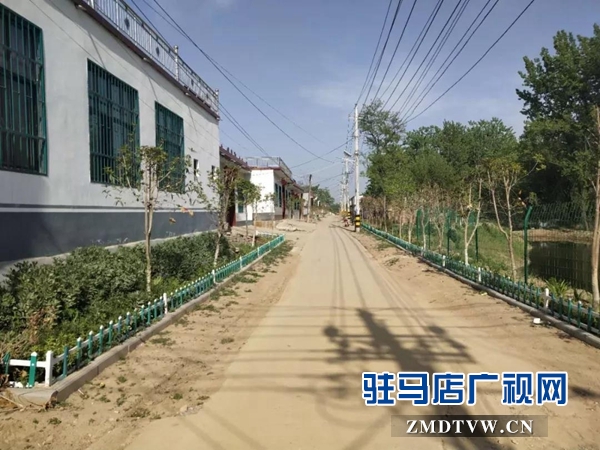 04 上蔡縣黨店鎮(zhèn)創(chuàng)新舉措創(chuàng)建美麗鄉(xiāng)村.jpg