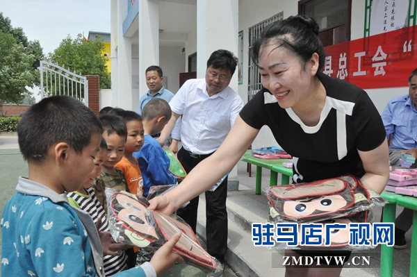 正陽縣開展“六一特別關愛行動”活動