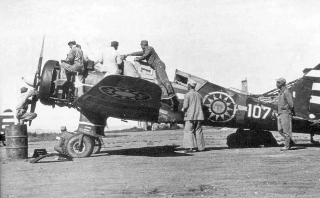 日空軍少佐成八路軍俘虜后，先是修復(fù)46架戰(zhàn)機(jī)，之后貢獻(xiàn)令人欽佩 