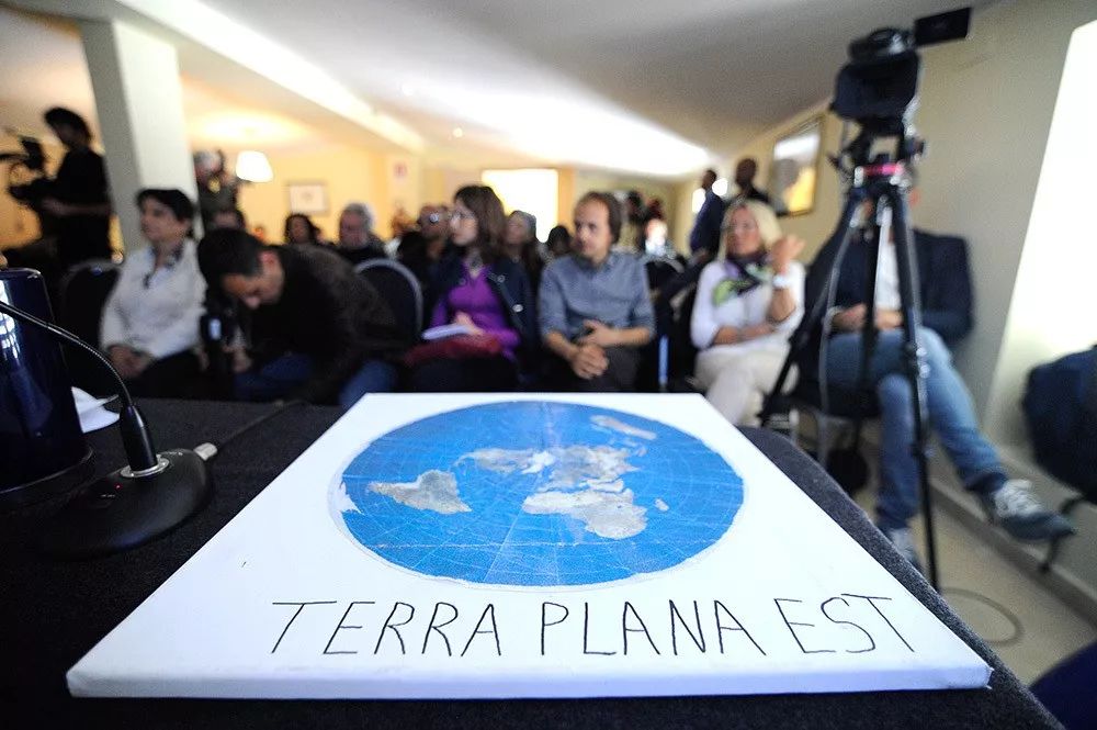 都9102年了，居然美國還有百萬人篤信地球是平的！ 