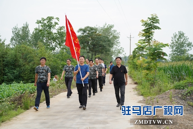 泌陽縣委宣傳部開展重走長征路教育實(shí)踐活動(dòng)