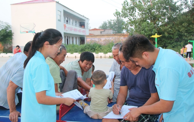 黃淮學院智能制造學院暑期“三下鄉(xiāng)”防詐騙宣講活動走進汝南縣余子河村