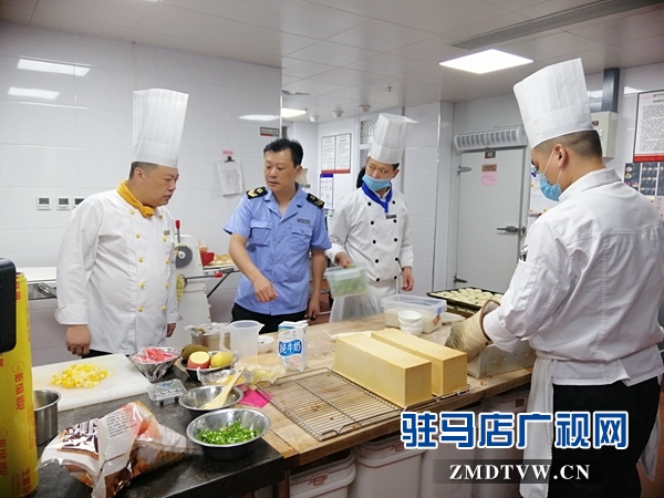 迎盛會(huì) 開發(fā)區(qū)開展餐飲店專項(xiàng)檢查