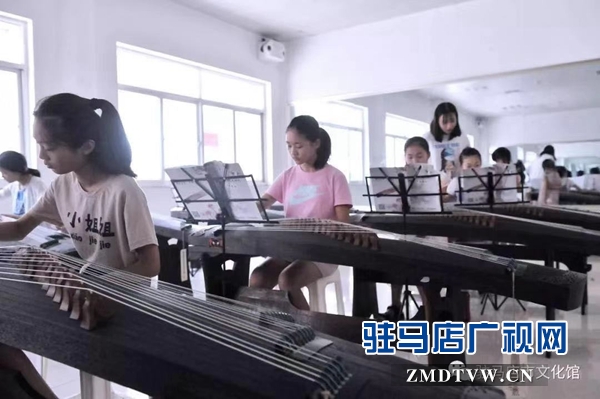 市文化館公益培訓(xùn)點(diǎn)亮少兒&ldquo;藝術(shù)夢(mèng)&rdquo;