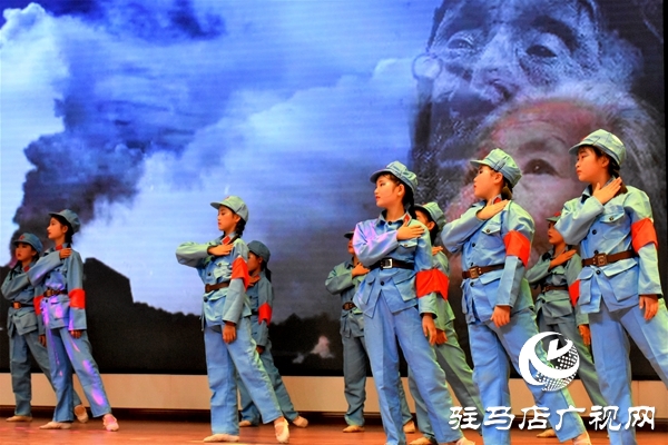 政協(xié)正陽縣委員會(huì)舉行慶祝新中國(guó)成立70周年文藝晚會(huì)