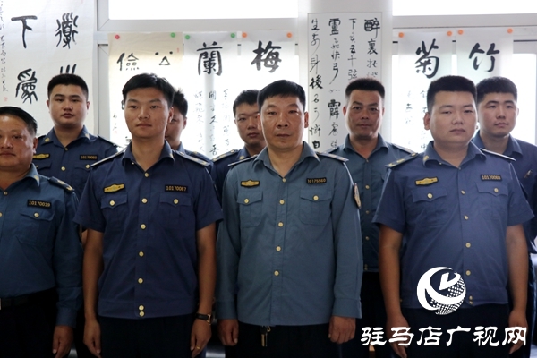 正陽縣交通運(yùn)輸執(zhí)法局組織人員參加廉政書法義寫活動(dòng)