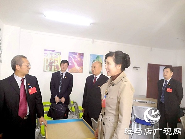 正陽(yáng)縣委書(shū)記劉艷麗蒞臨縣職工心理咨詢(xún)室指導(dǎo)工作
