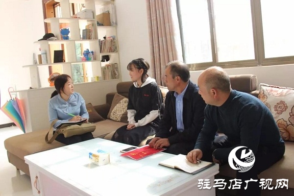 程敏:教育扶貧“一枝花” 攻堅(jiān)戰(zhàn)中“鐵娘子”