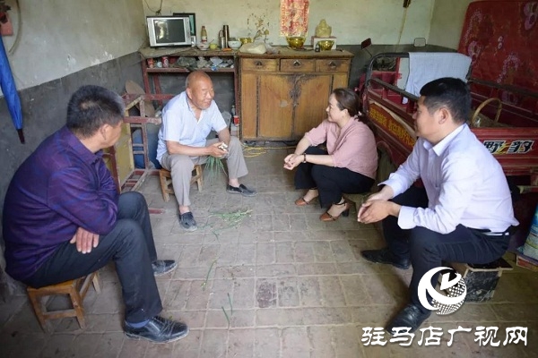 程敏:教育扶貧“一枝花” 攻堅(jiān)戰(zhàn)中“鐵娘子”