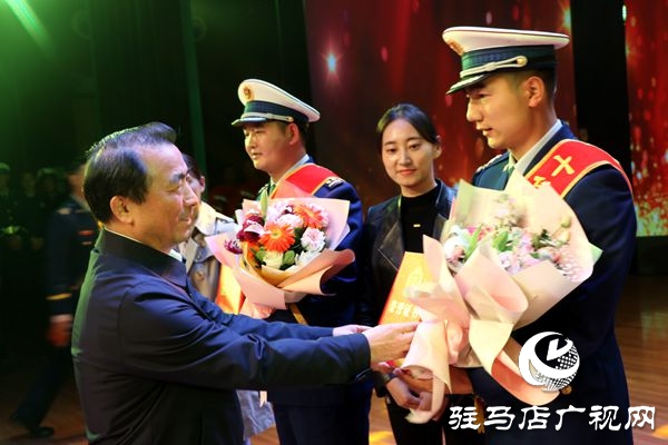 駐馬店舉行&ldquo;天中最美消防人&rdquo;頒獎(jiǎng)晚會(huì)