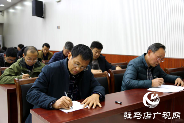 市司法局開展“不忘初心、牢記使命”主題教育應(yīng)知應(yīng)會知識考試