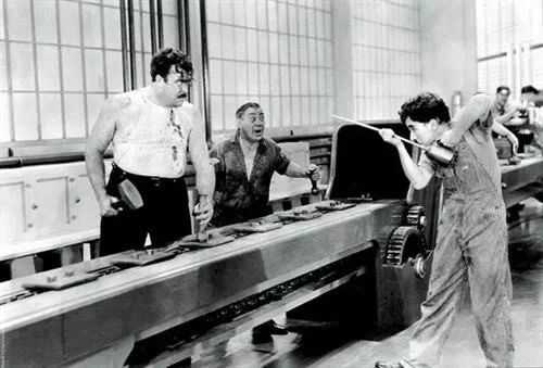 每一場過勞死，既是個人的悲劇也是社會的悲劇