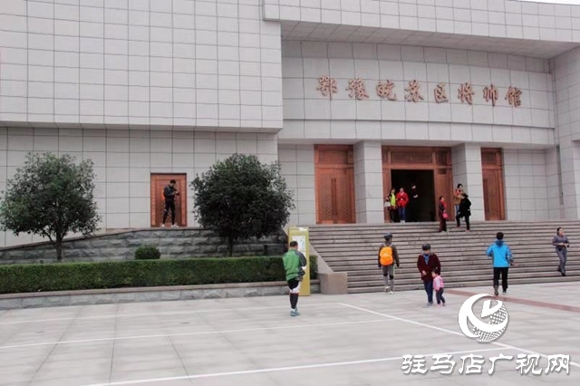 黃淮學(xué)院經(jīng)管系開(kāi)展紅色文化社會(huì)實(shí)踐活動(dòng)