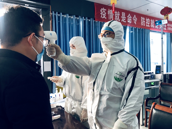 駐馬店車(chē)站客運(yùn)站為旅客出行建起一道堅(jiān)固防線(xiàn)