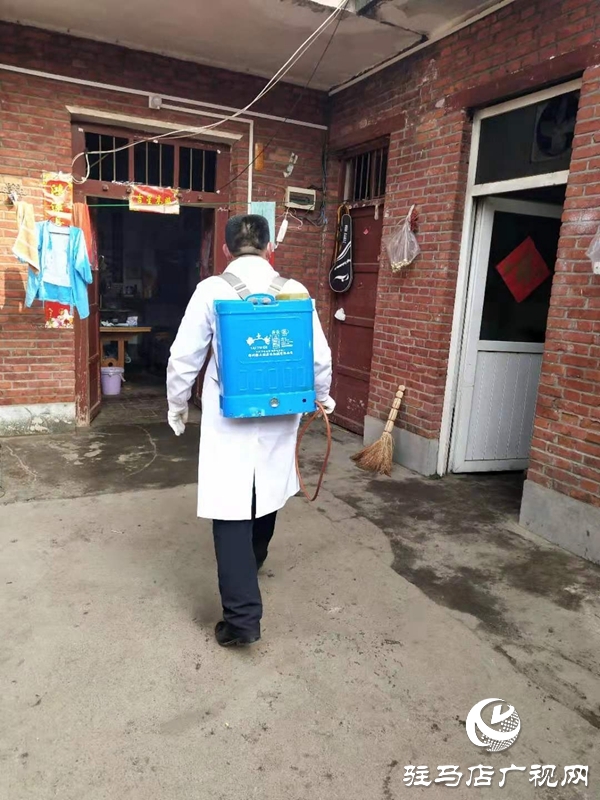 3上蔡縣韓寨鎮(zhèn)：奮戰(zhàn)第一線 ，黨員沖在前.jpg