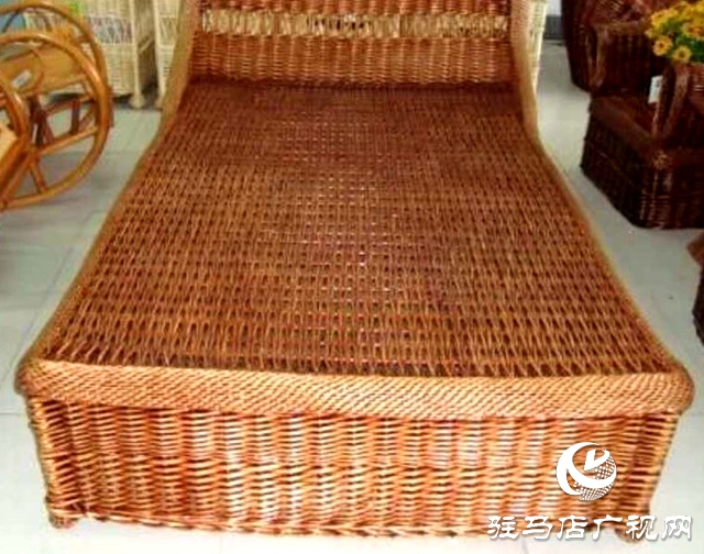 汝南縣宿鴨湖街道:柳編藝術(shù)展新品 帶貧出國(guó)賺外匯