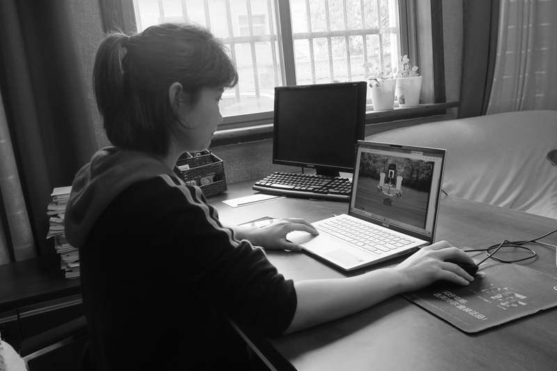 疫情下的清明：祭祀在“云端”追思在心間