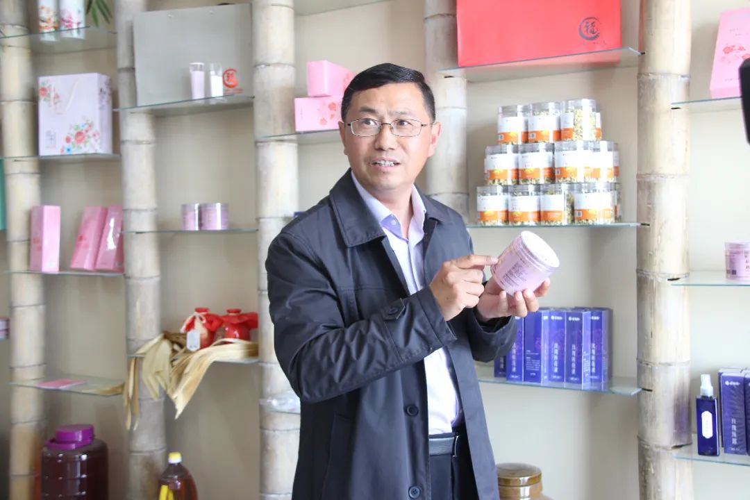 駐馬店有個籽粒村，玫瑰花開幸福來&hellip;&hellip;