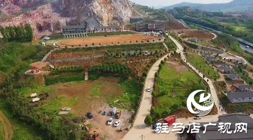 回鄉(xiāng)投資1800萬(wàn)元 他讓廢棄采石場(chǎng)變回綠水青山