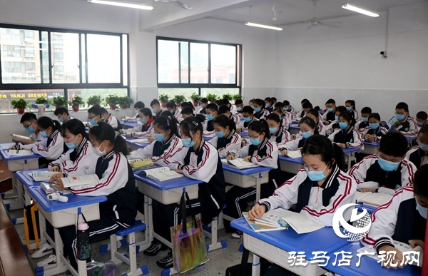 駐馬店市初中全面復(fù)學(xué)！小學(xué)高年級(jí)復(fù)學(xué)！同桌回來啦！