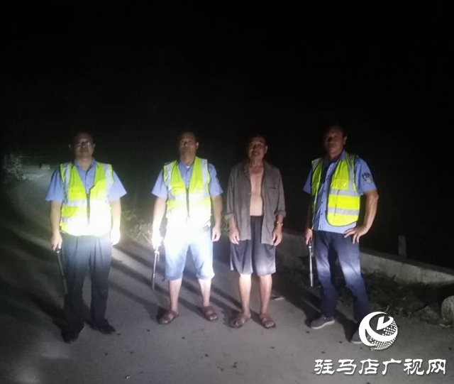 平輿縣玉皇廟鄉(xiāng):加強(qiáng)治安巡邏防范 營造全國“兩會”期間良好治安環(huán)境