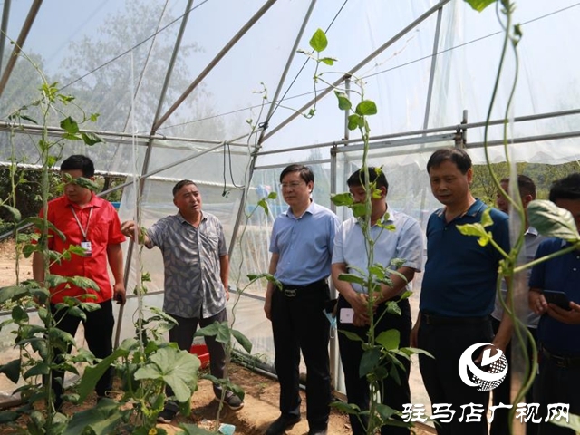 市人大常委會機關和趙堯村黨支部開展結對共建活動