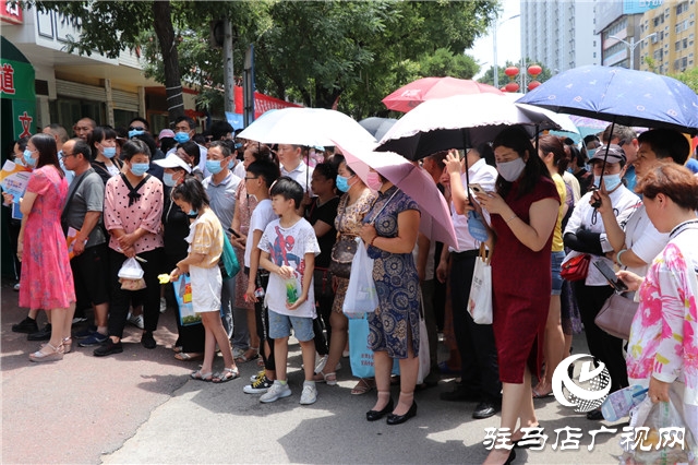 駐馬店市6.7萬余名高考生今日應(yīng)試