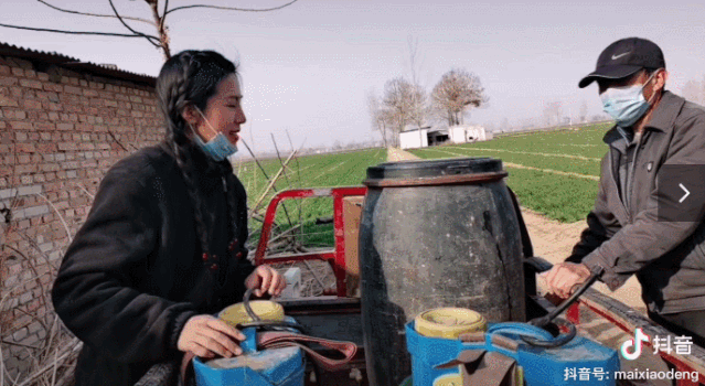 回村照顧病重父親，&ldquo;河南李子柒&rdquo;記錄日常意外走紅，200萬(wàn)粉絲坐等更新 | 成風(fēng)化人