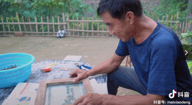 回村照顧病重父親，&ldquo;河南李子柒&rdquo;記錄日常意外走紅，200萬(wàn)粉絲坐等更新 | 成風(fēng)化人