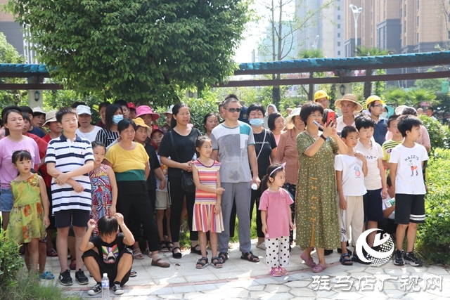 金水灣小區(qū)開展青少年暑期消防演練活動(dòng)