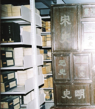 全國(guó)古籍普查登記工作進(jìn)入尾聲 津門(mén)古籍這樣“上戶(hù)口”