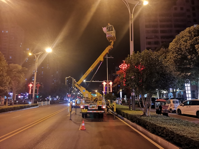 駐馬店市城市管理局：擦亮文明底色 繪就“幸?！碑嬀?></a></p>
		                <div   id="1r3v7rqu9"   class=