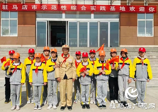  傳承和發(fā)揚偉大的抗美援朝精神 做新時代好少年  &mdash;&mdash;聽中國人民志愿軍老戰(zhàn)士&ldquo;李榮四爺爺&rdquo;講抗美援朝的故事