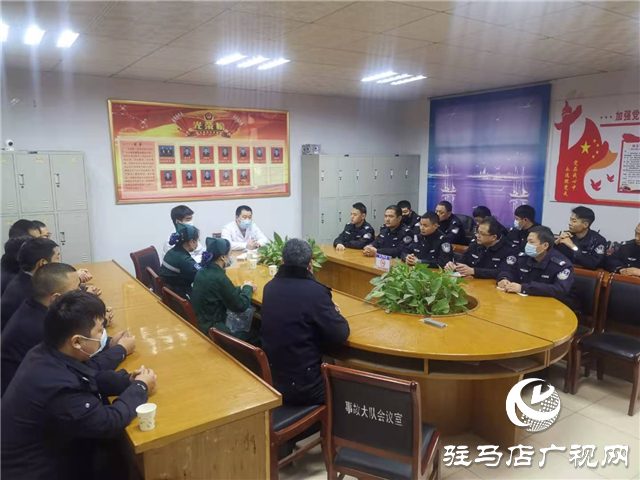 駐馬店市交警支隊(duì)聯(lián)合醫(yī)院開(kāi)展“四位一體”應(yīng)急救援培訓(xùn)